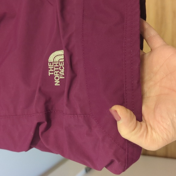 The North Face Snow Pants. Big Girls XL(18). EUC. - Picture 5 of 11